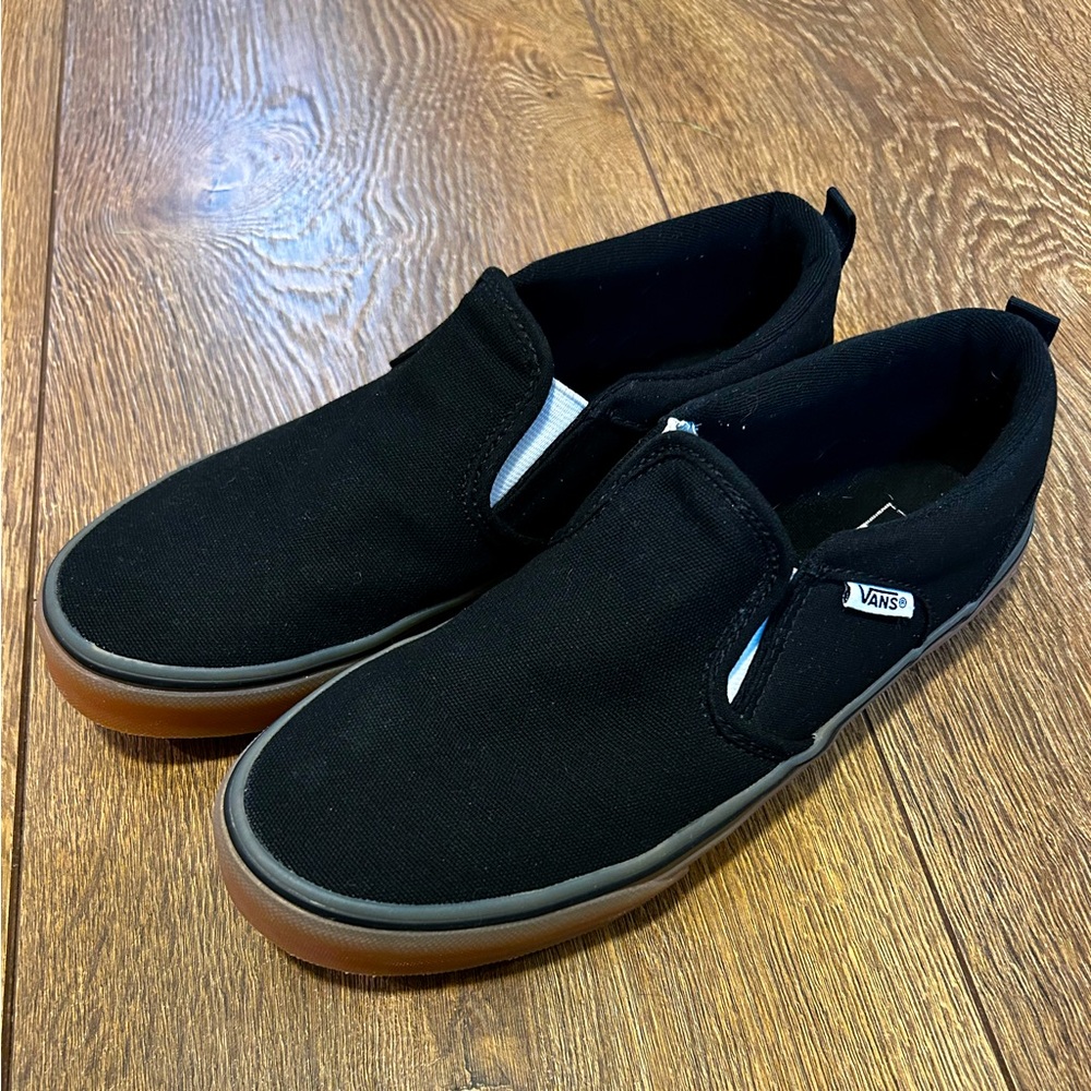 Vans slip-on black shoes barely worn